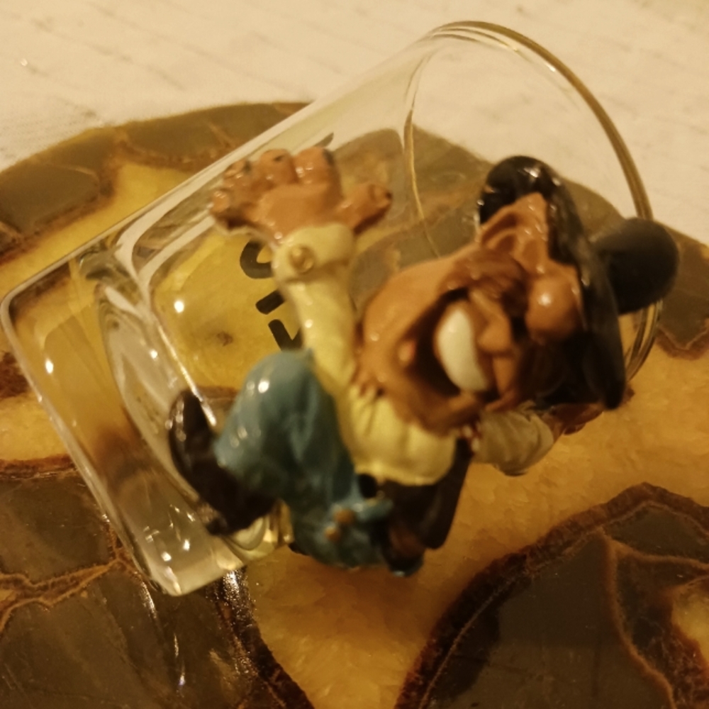 "SWIBCO" ZION..3-D MOUNTAIN MAN SHOT GLASS..souvenir